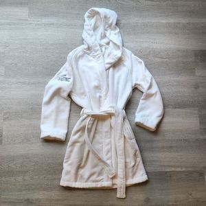 - Lacoste bath Robe nwot